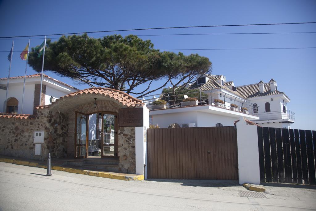 Hostal Mar de Frente Los Canos De Meca Buitenkant foto