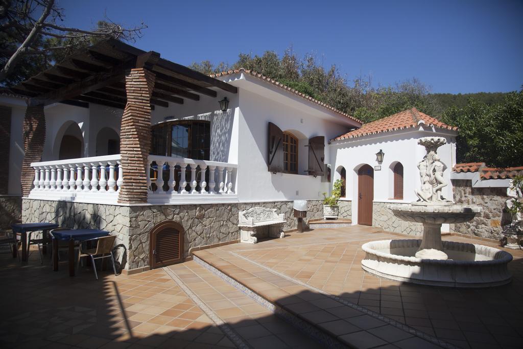Hostal Mar de Frente Los Canos De Meca Buitenkant foto