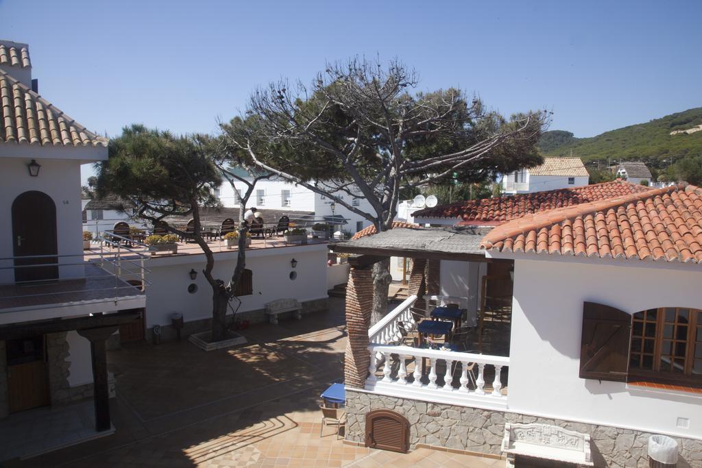 Hostal Mar de Frente Los Canos De Meca Buitenkant foto