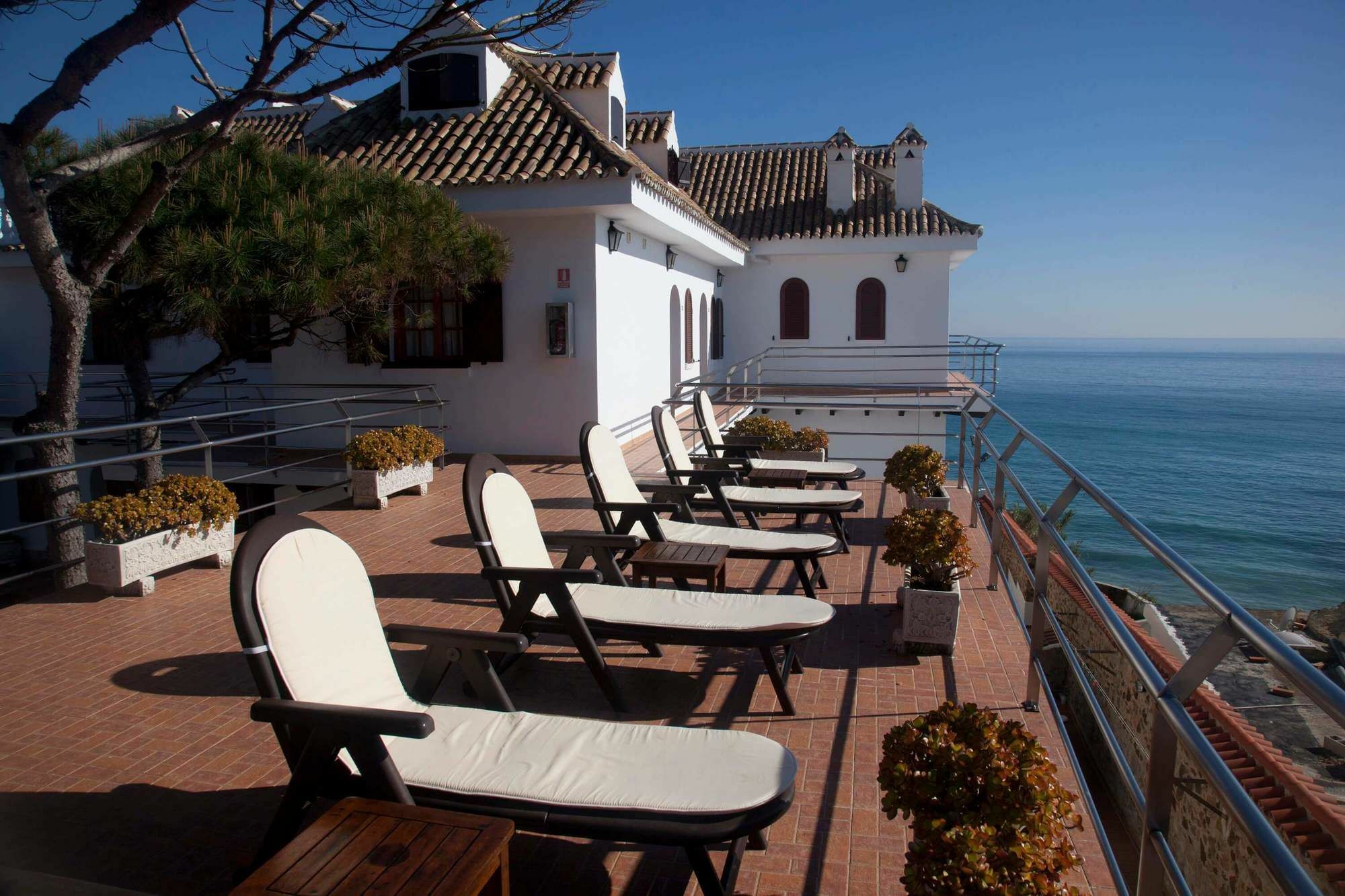 Hostal Mar de Frente Los Canos De Meca Buitenkant foto