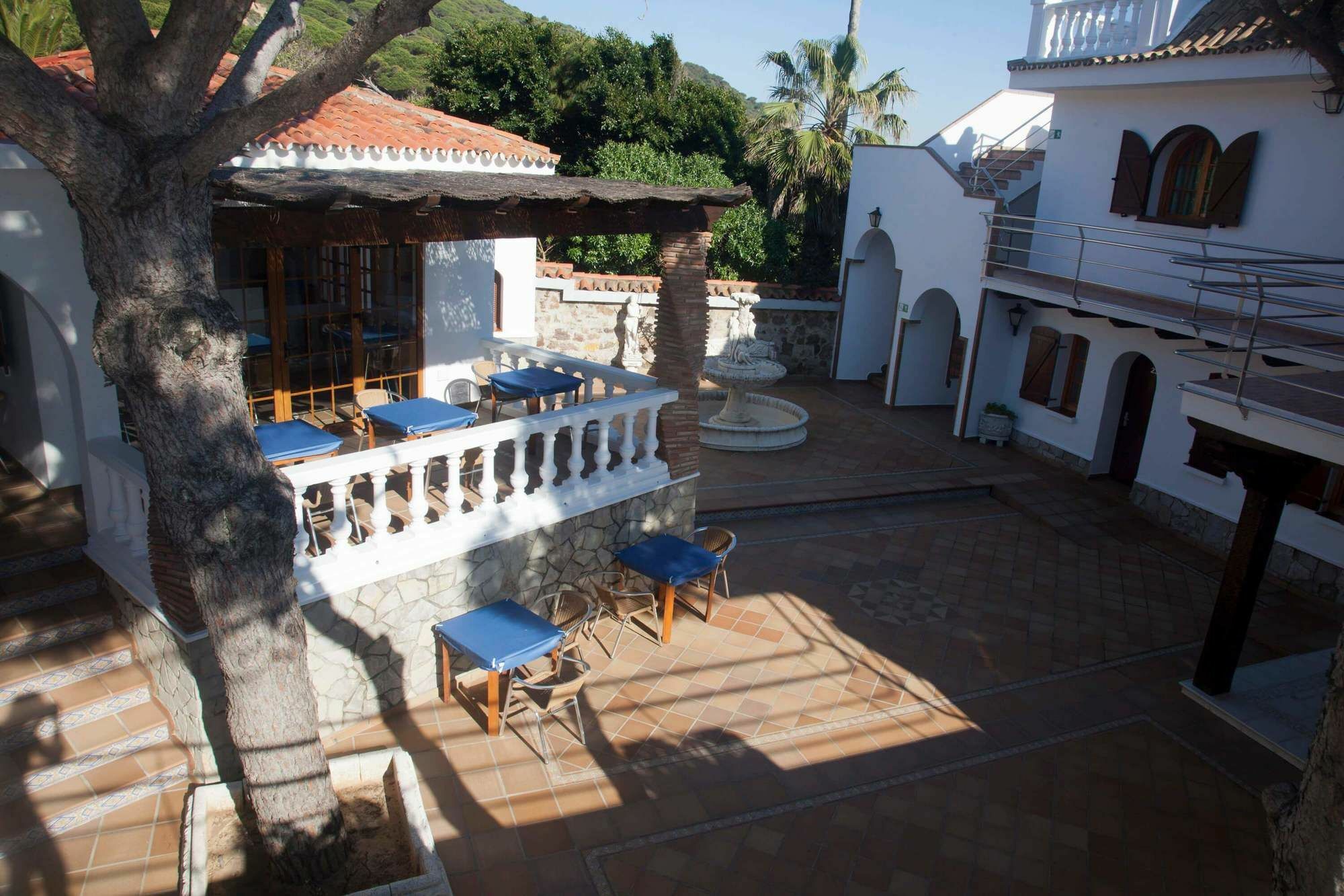 Hostal Mar de Frente Los Canos De Meca Buitenkant foto